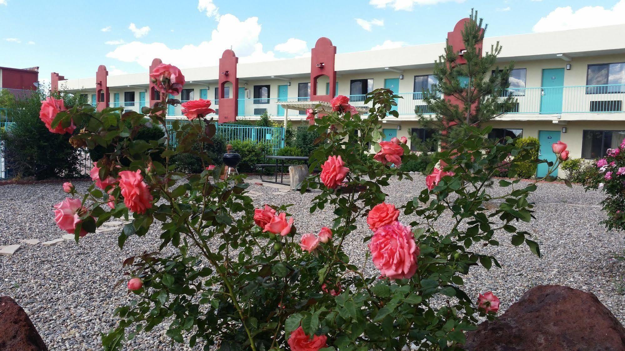 Days Inn By Wyndham Santa Fe New Mexico Buitenkant foto